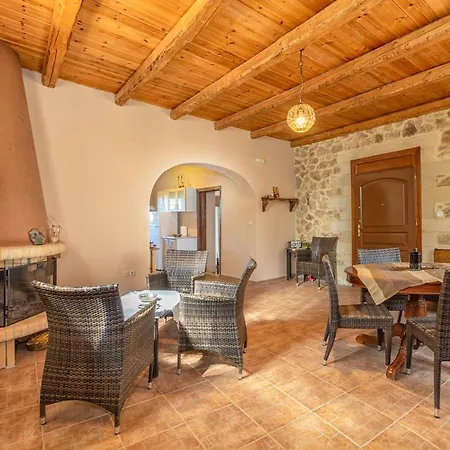 Keratokampos Villa