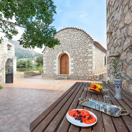 Keratokampos Villa Villa